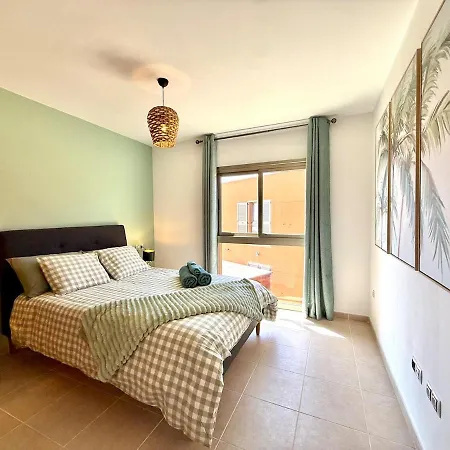Fantastic Oceanfront Apartamento